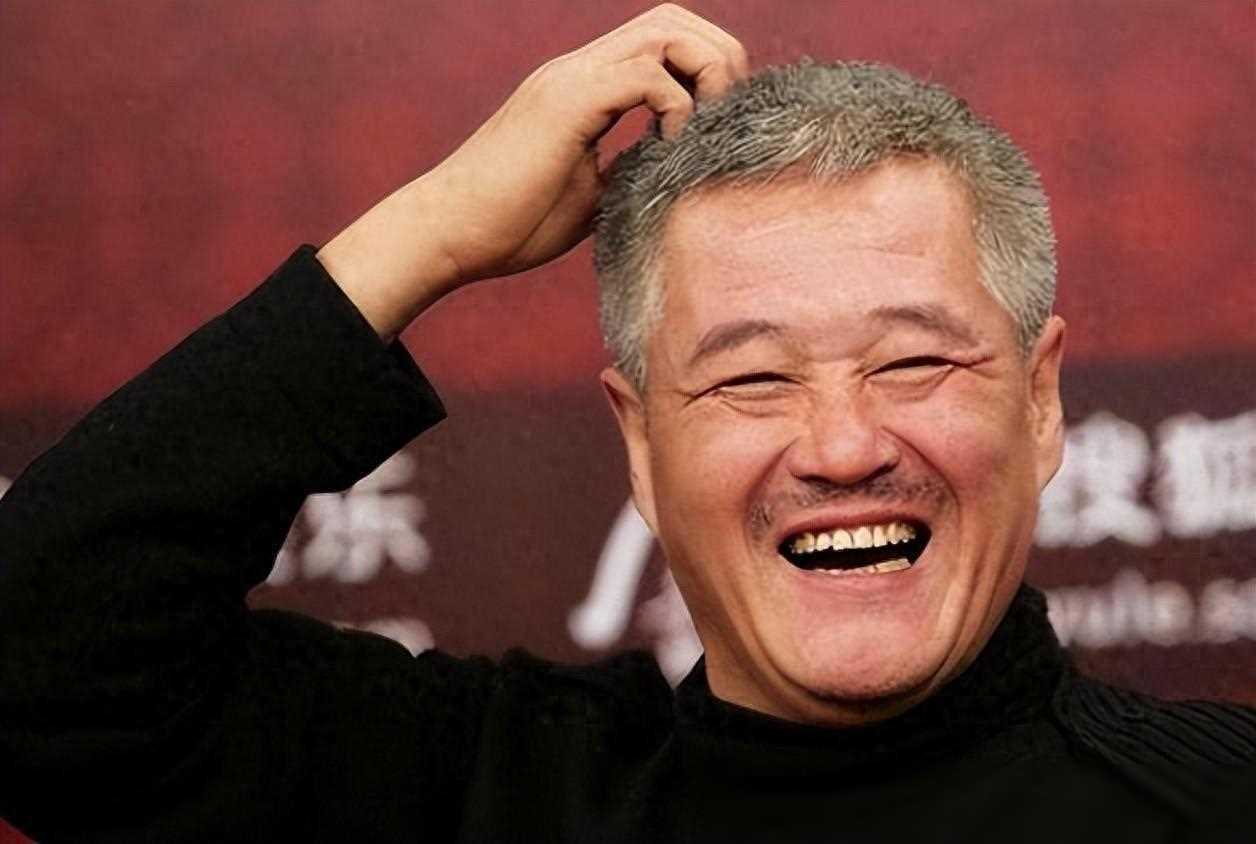 被抛弃后只能变得更强，32年后的葛淑珍，已是赵本山高攀不起的