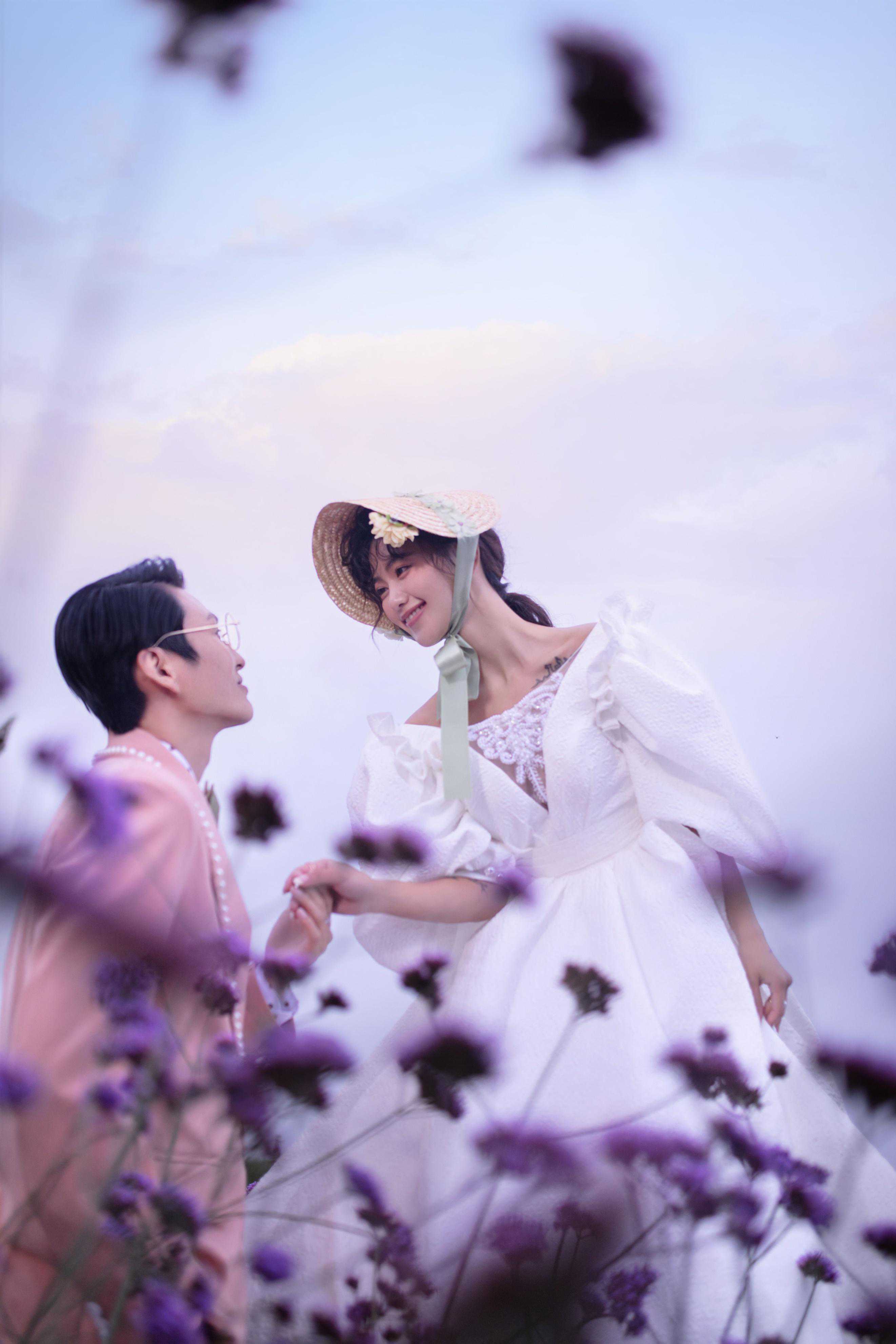人间最美四月天：旅拍婚纱照的完美攻略