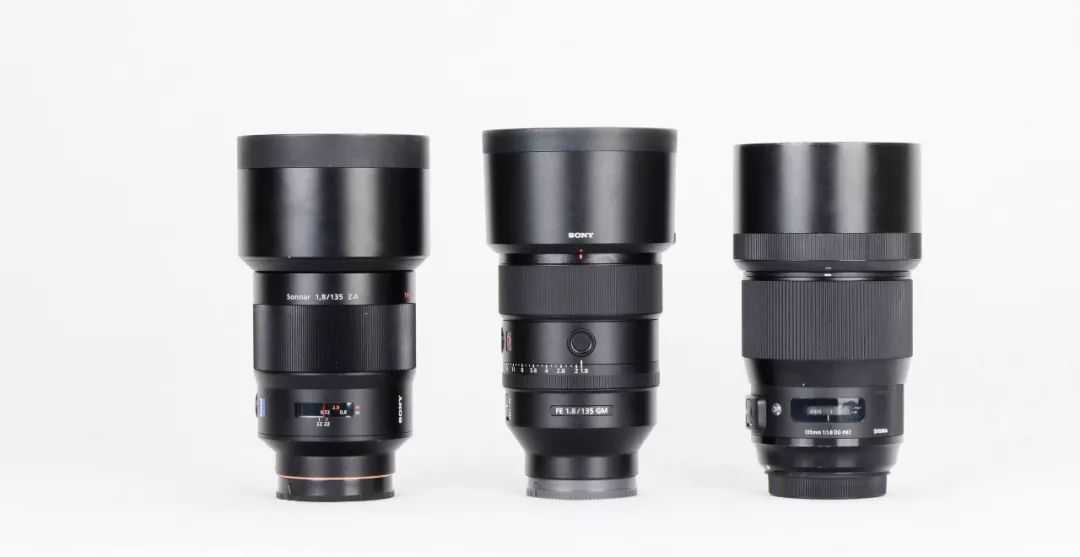 全网首发，135mm定焦镜头大横评：索尼GM135mm适马135索尼蔡司135